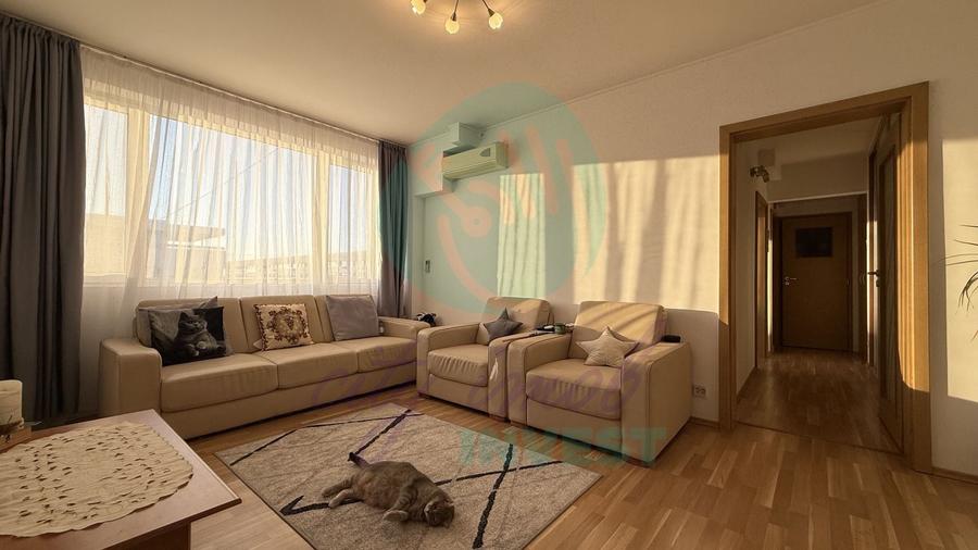 Apartament cu 3 camere semidecomandat, mobilat în Iancului