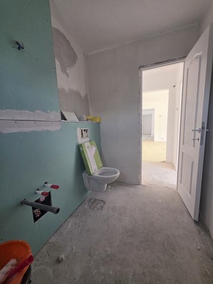 Apartament 3 camere etajul 2 .se preda finisat! Parchetul, gresia si faianta sunt incluse in pret, la alegerea cumparatorului - 2