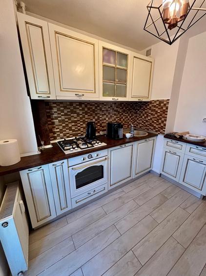 Garsoniera Calea Clarasilor - Matei Basarab - bloc 1995 - decomandata - mobilata - 7