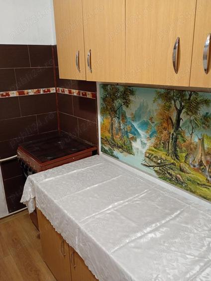 Vand garsoniera 12m2 gara,baie ,hol, camera,pre? negociabil 14.500 euro - 2