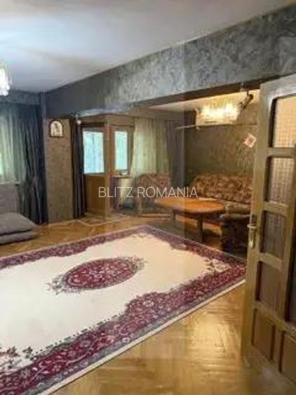Apartament 3 camere decomandat zona ultracentrala