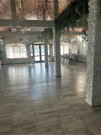 vand spatiu comercial - 2