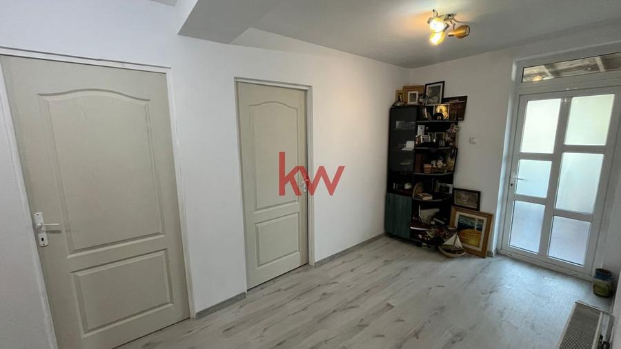 Apartament in vila, pe 2 nivele, cu teren, in Bucium! - 20