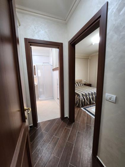 Apartament 3 camere 2 bai intrare Mamaia pe partea cu marea Mobilat utilat Lux - 4