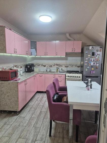 Vand Apartament cu 2 camere - 4