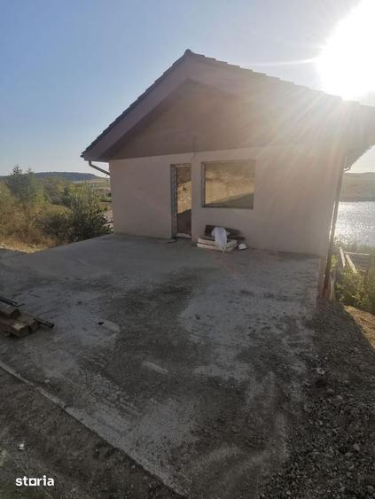 Casă cu 4 camere cu Teren 300 Mp în Chinteni