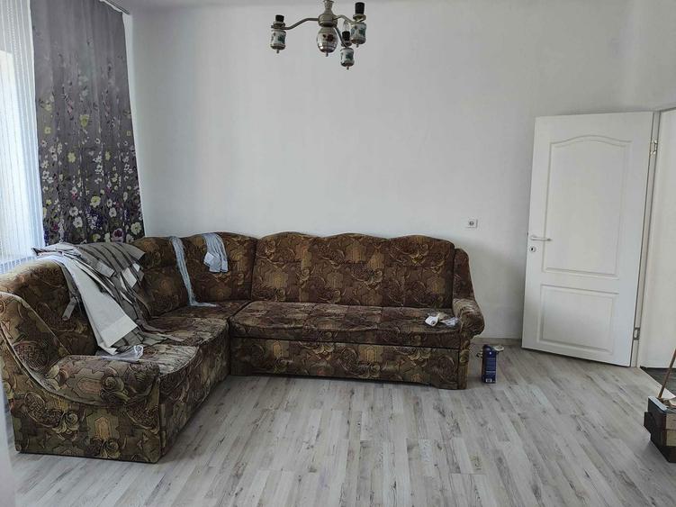 Casa cu 5 camere - 8