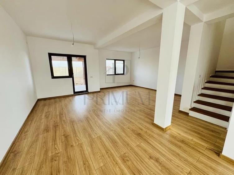 Duplex modern - toate utilitatile - personalizare interioara - 3