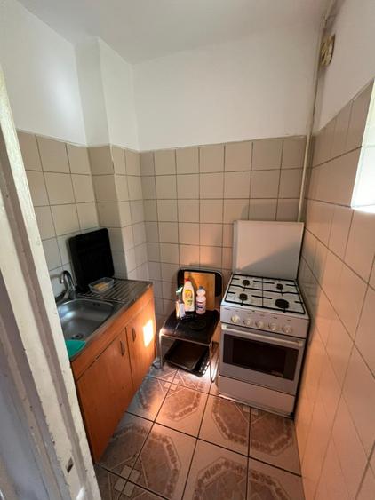 Garsoniera Mall Vitan, mobilata si utilata modern, renovata, curata, libera - 5