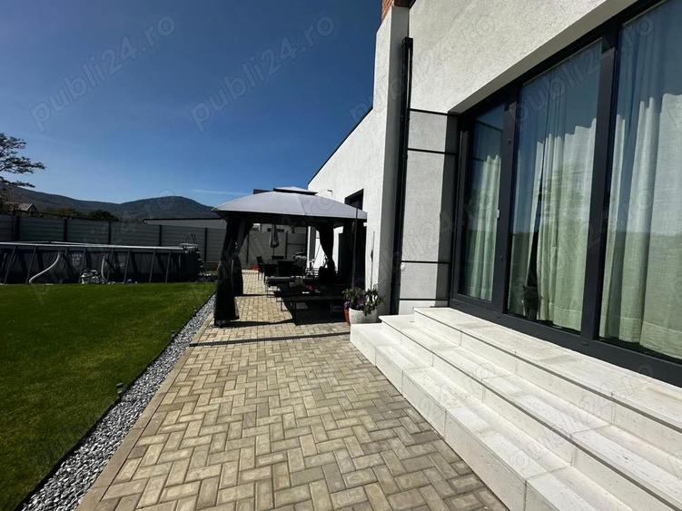 Casa premium de vanzare Zona Dumbrava - 9