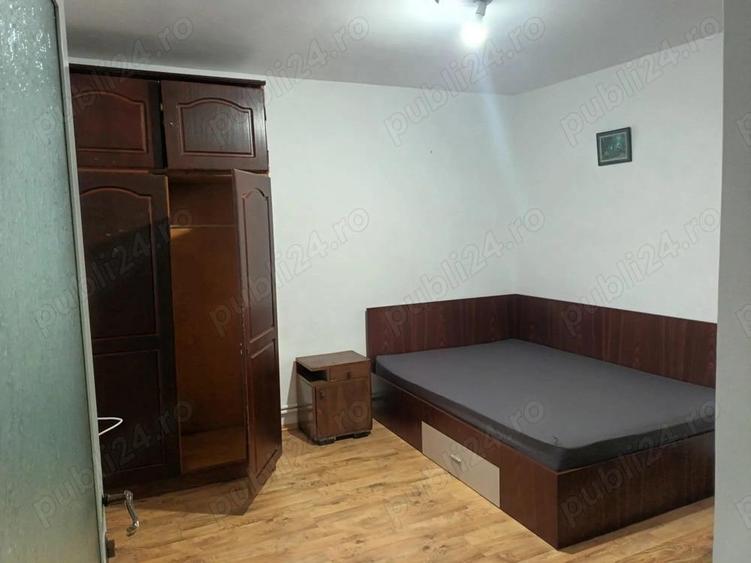 Inchiriez casa Valu lui Traian - 5