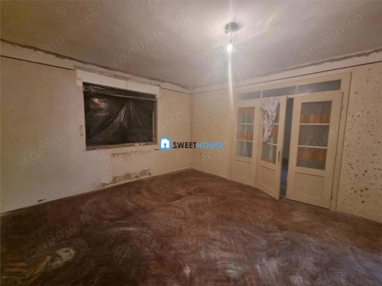 Casa de vanzare cu 4 camere si anexe in Fagaras. - 19