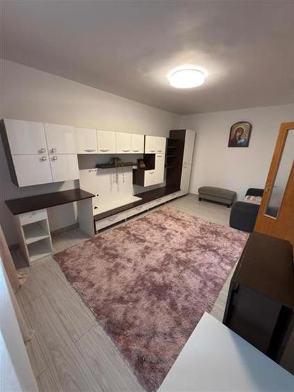 Apartament 2 camere 1 Decembrie cu hol locuibil - 1