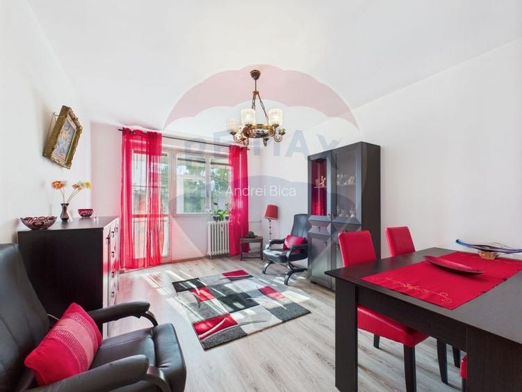 Apartament cu 3 camere decomandat, mobilat în Decebal Apartament cu 3 camere decomandat, mobilat în Decebal