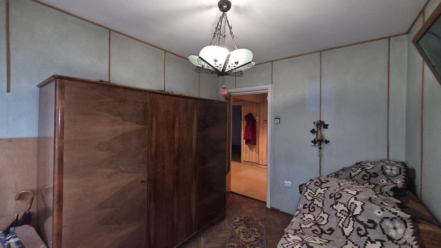 Tomis 1 - ap 3 cam, et 4/4 , gaze la usa (necesita renovare) - 15