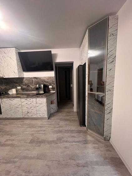 Proprietar vind apartament - 10