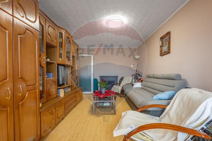 Apartament decomandat, 3 camere,  Lipovei - 4