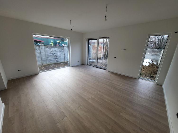 Comision 0%. Langa Iulius Mall. Zid despartitor dublu. Finisaje premium - 4