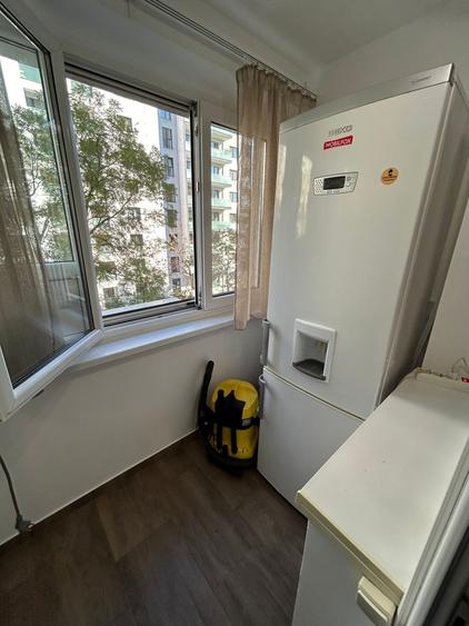 Garsoniera Titan Etaj 3  Instalatii Schimbate 31 Mp 5 Min  Parc IOR 5 Min Metrou - 5