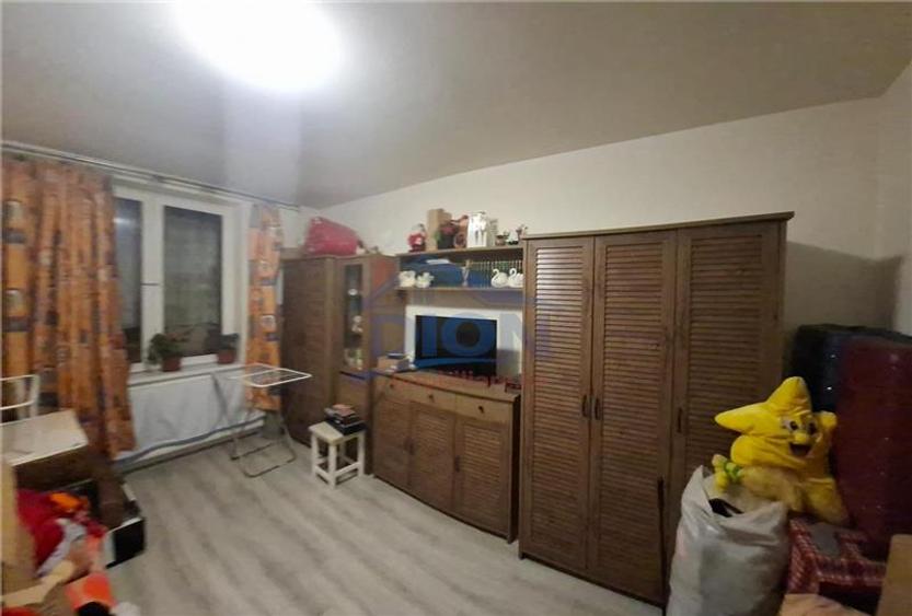 Baba  Novac  - Ion Tuculescu adiacent - 1