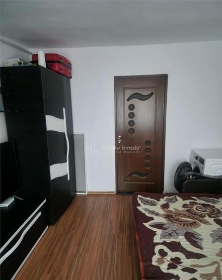 Garsoniera- Tractorul - 1