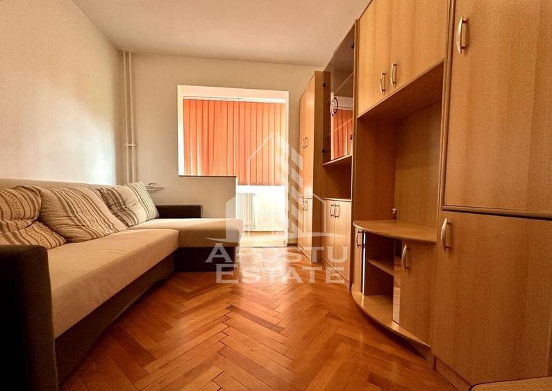 Apartament 2 camere, decomandat, zona Sagului - 3