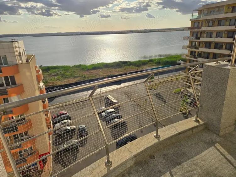 Apartament cu 3 camere decomandat în Mamaia