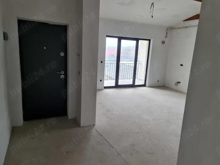 Apartamente de vanzare - 3