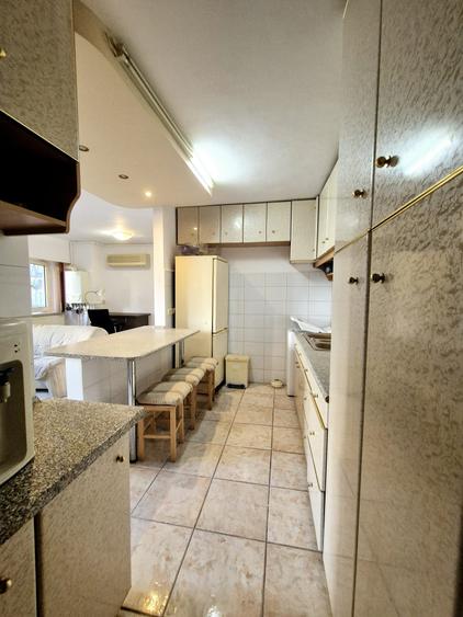 Constanta - Central - Str Traian - apartament 2 camere decomandat - 5