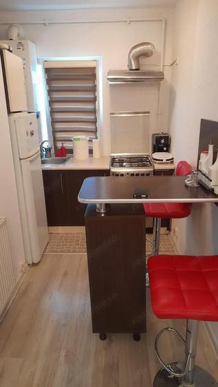 ofer spre inchiriere o camera in zona Lipovei - 2