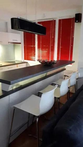 Ultrancetral - Inchiriere apartament 4 camere - Piata Trandafirilor - 5