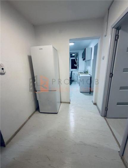 Apartament 2 camere cf 1 decomandat zona Crang - 4