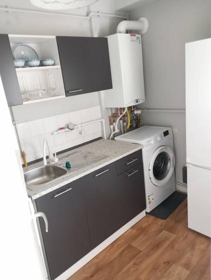 Dau in chirie garsoniera ultracentral proaspat renovata - 4