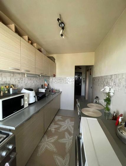 Proprietar | 2 camere renovat complet | Metrou la scara | Drumul Taberei | Etaj 10 | Mobilat - 1