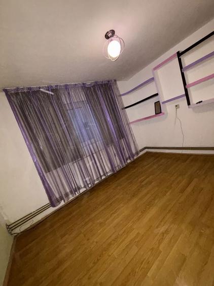 Vand apartament 2 camere semidecomandat - 8