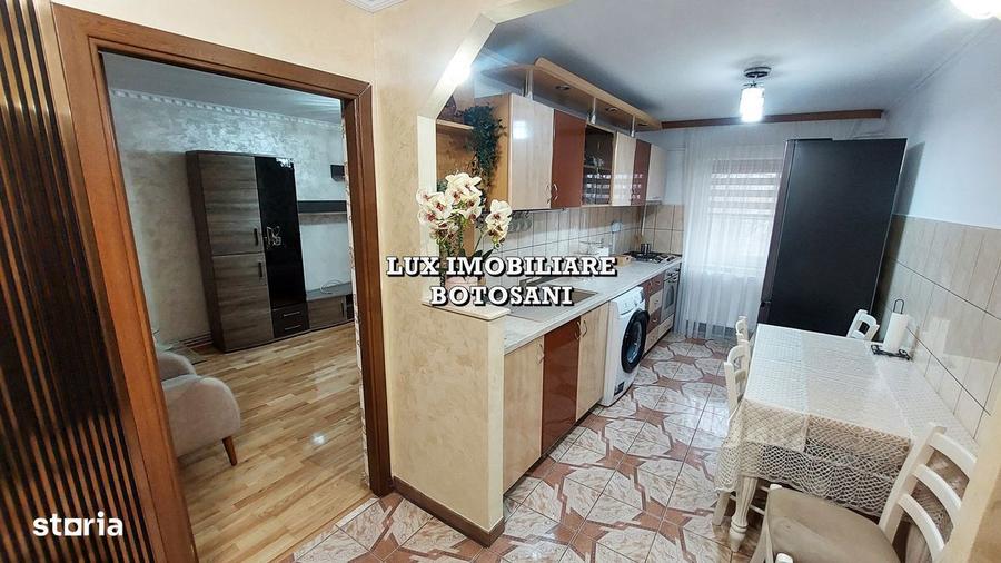 Apartament 3 camere, zona Util - 3