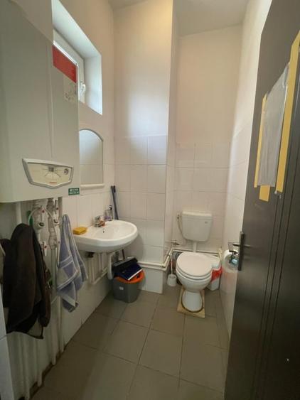 Spatiu comercial - Prelungiera Ghencea nr. 262 - 50 mp - 13