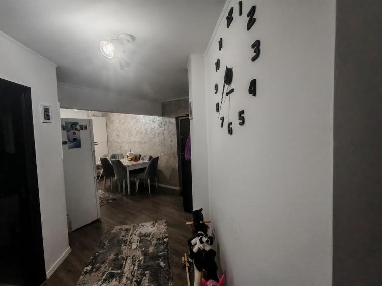 Vând apartament cu 2 camere zona nord doctor hacman  - 6