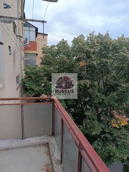Apartament cu 3 camere decomandat, mobilat în Crihala