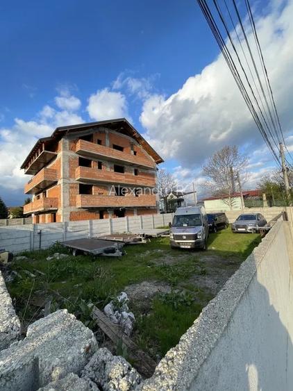 Teren 300 mp, 2 fronturi stradale, utilitati & urbanism – Sector 4, Str. Actiuni