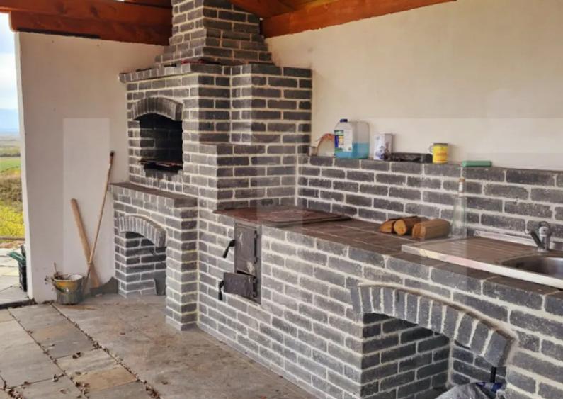 Casa de vanzare, sub padure, intr-un cadru natural deoseb - 8