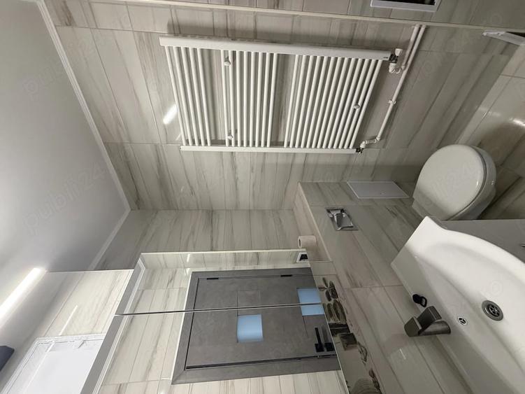 Apartament cu 2 camere decomandat în 1 Decembrie 1918