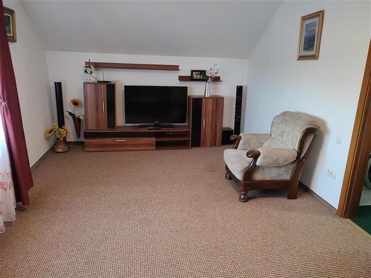 VILA 5 CAMERE, FARA CURTE, GARAJ, CENTRAL, ZONA LIVADA POSTEI - 10