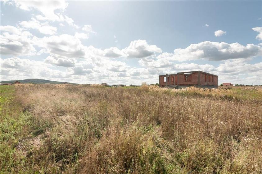 Teren intravilan in Rontau - 4