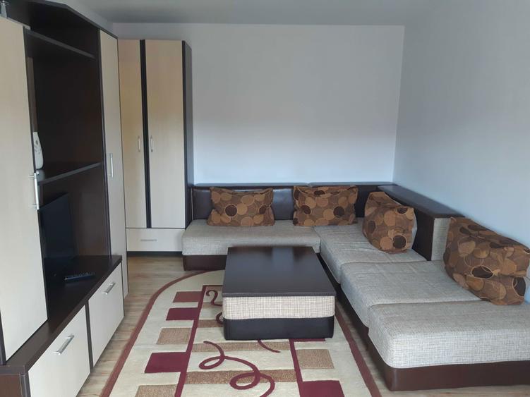 Garsoniera de inchiriat - 1