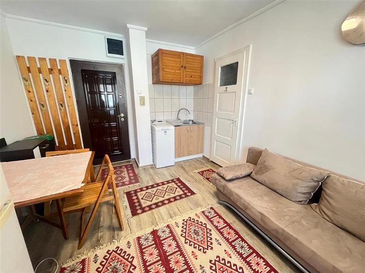 Apartament cu 1 camera si balcon zona Strand - 3