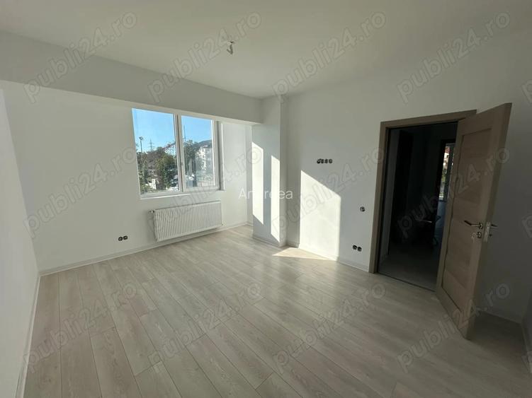 Apartament 3 camere foarte spa?ios Apartament 3 camere foarte spa?ios