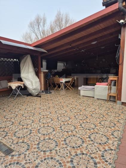 Vila superba de vanzare in Sangiorgiu, zona exclusivista - 4