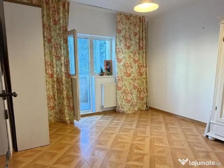 Apartament Cu 3 Camere Decomandate Etaj 1 - Zona Obcini - 2