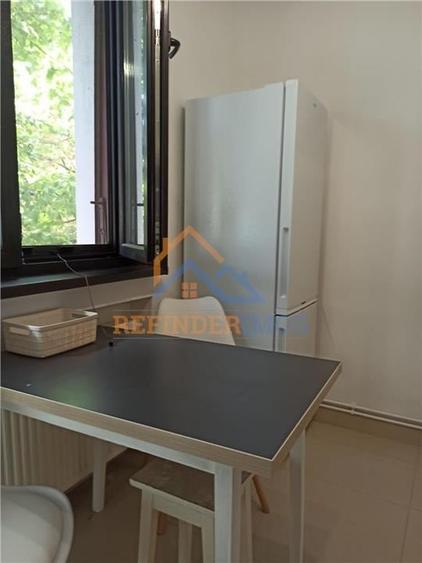 Garsoniera de vanzare, zona Drumul Sarii - 9